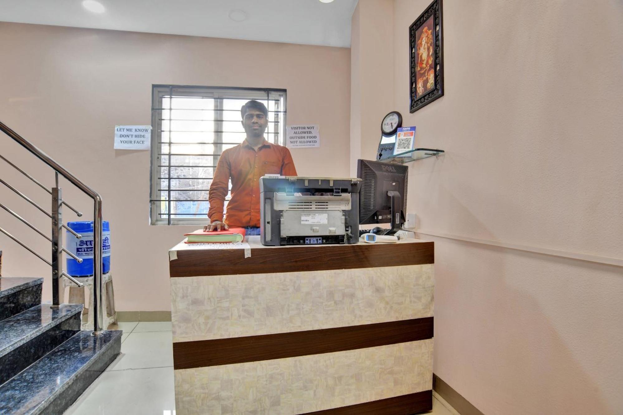 Hotel O Sai Sahara Indore Bagian luar foto